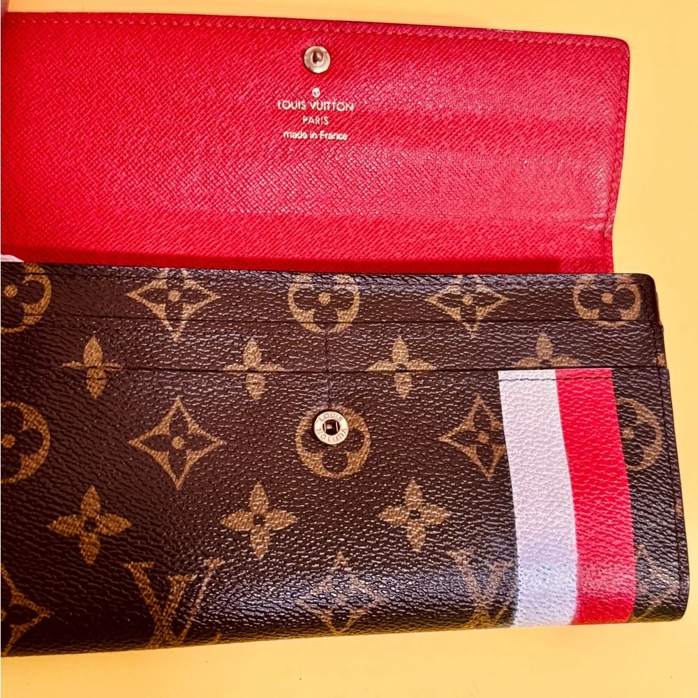 Louis Vuitton Monogram The BellBoy A limited edition Sarah Wallet. - Picture 4 of 15